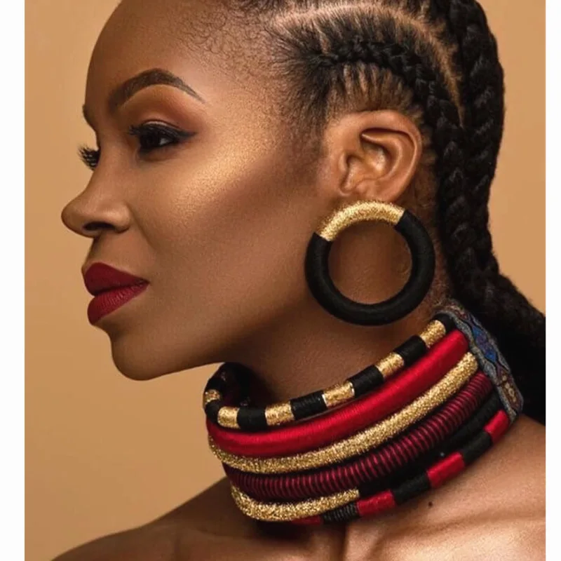 Fashion African Multi Layer Choker Necklace Women Big Collar Statement Necklace Set Rope Magnetism Button Boho Jewelry Collier
Fashion African Multi Layer Choker Necklace Women Big Collar Statement Necklace Set Rope Magnetism Button Boho Jewelry Collier