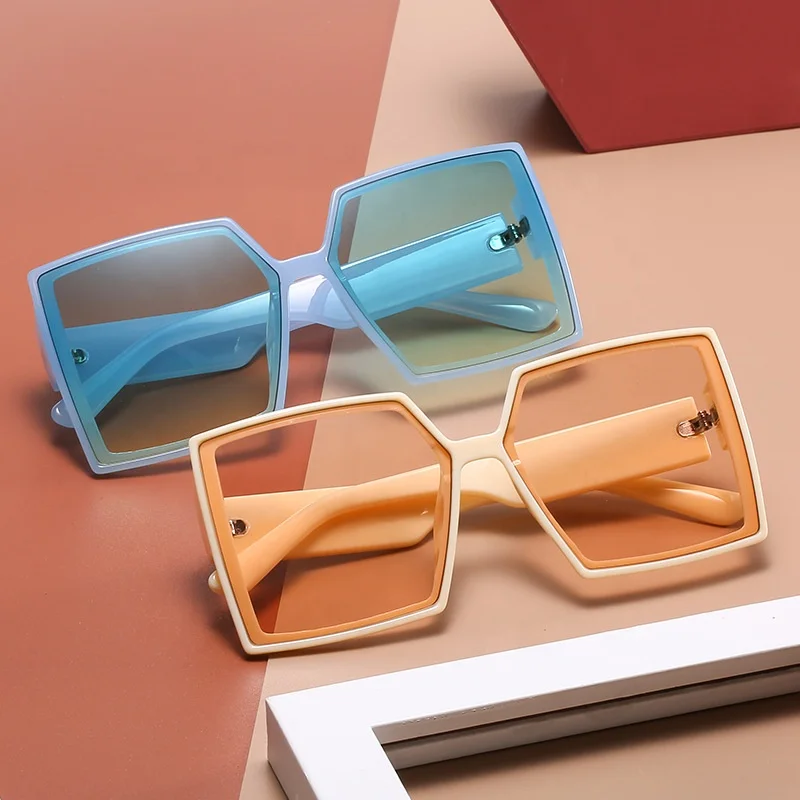 Fashion UV400 Custom Logo Square Big Frame Black Shades Luxury Brand Sun Glasses Oversized River Sunglasses
Fashion UV400 Custom Logo Square Big Frame Black Shades Luxury Brand Sun Glasses Oversized River Sunglasses