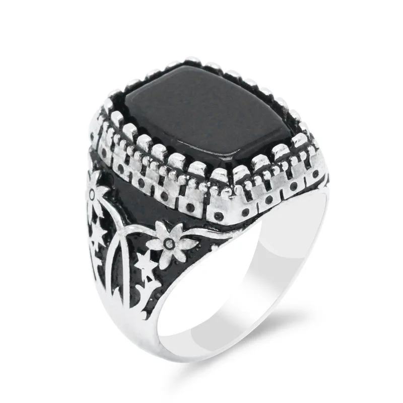 Ready to Ship New Fashion 925 Sterling Silver Vintage Rings Men Ring with Zircon 
Ready to Ship New Fashion 925 Sterling Silver Vintage Rings Men Ring with Zircon