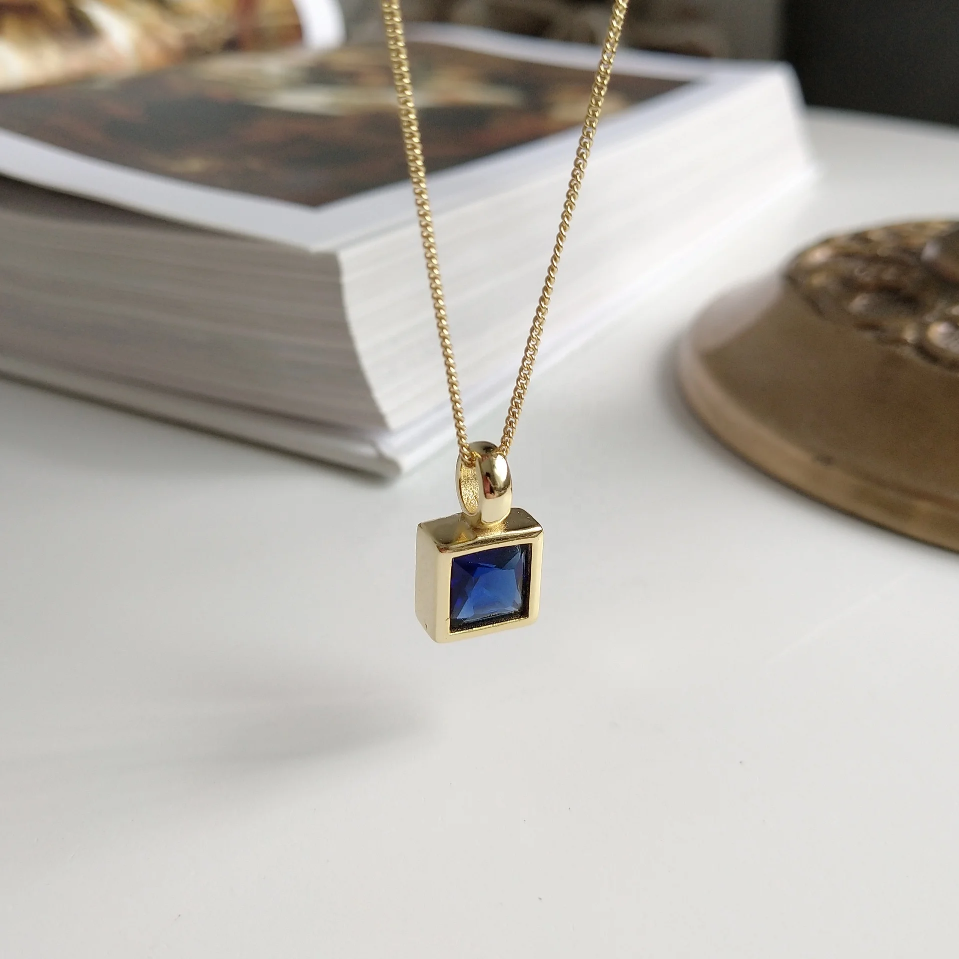 Fashionable Jewelry 925 Sterling Silver Geometric Dark Blue Diamond Necklace Square Diamond Necklace for Women
Fashionable Jewelry 925 Sterling Silver Geometric Dark Blue Diamond Necklace Square Diamond Necklace for Women