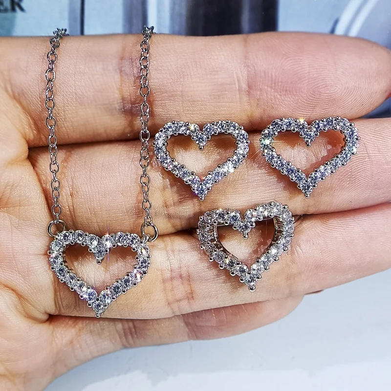 Simple Zircon Heart-shaped jewelry sets Women's Creative Personality of Love Simple Fashion jewelry sets, Picture shows
Simple Zircon Heart-shaped jewelry sets Women's Creative Personality of Love Simple Fashion jewelry sets, Picture shows