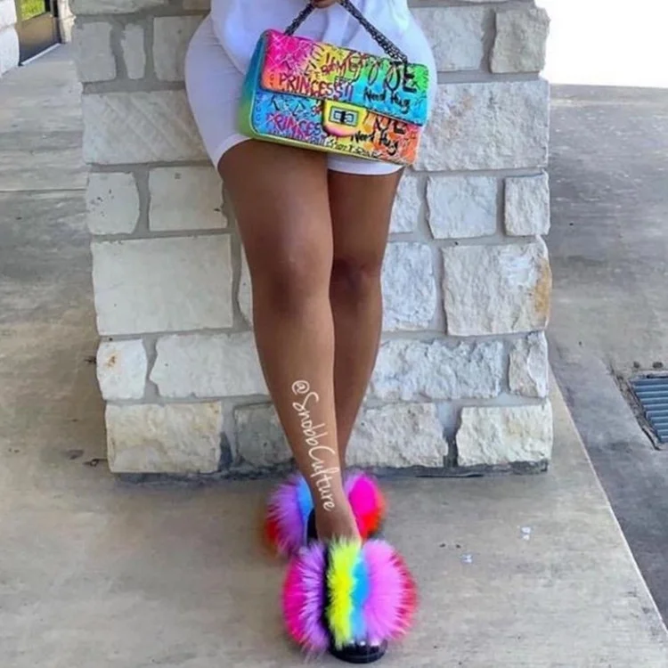 2021 Beautiful soft fox fur sandals real fur slides matching and purse Jelly bag for women slippers
2021 Beautiful soft fox fur sandals real fur slides matching and purse Jelly bag for women slippers