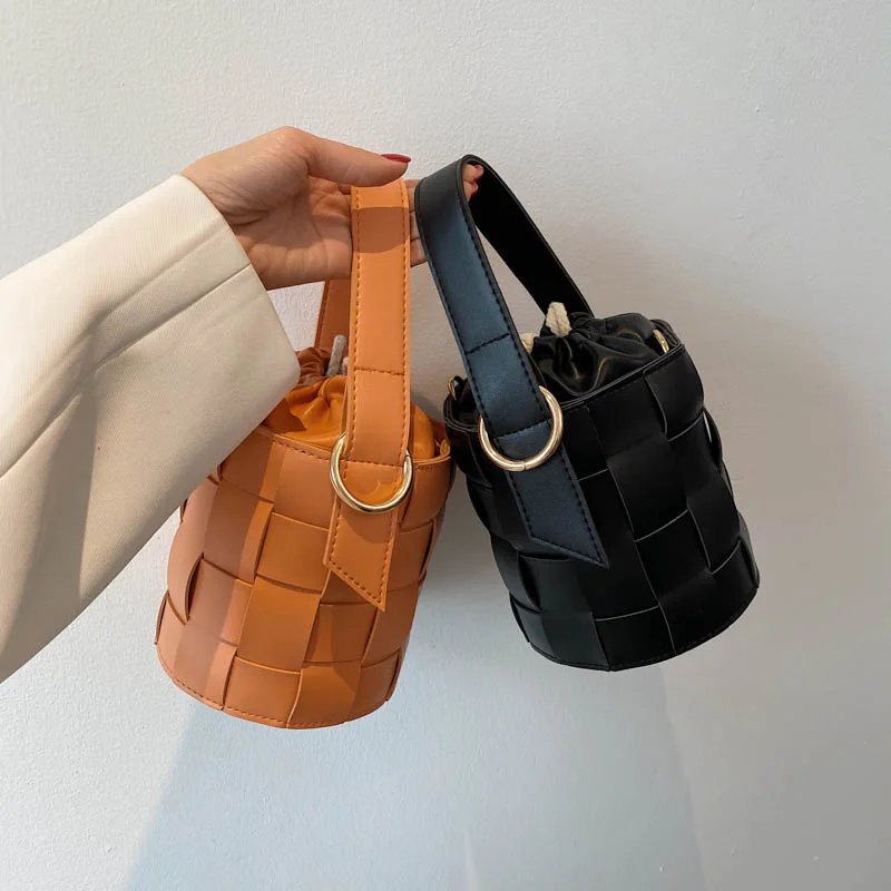 2022 fashion designer handbag shoulder crossbody ladies hand bags pu leather woven bucket bag, 4colors
2022 fashion designer handbag shoulder crossbody ladies hand bags pu leather woven bucket bag, 4colors