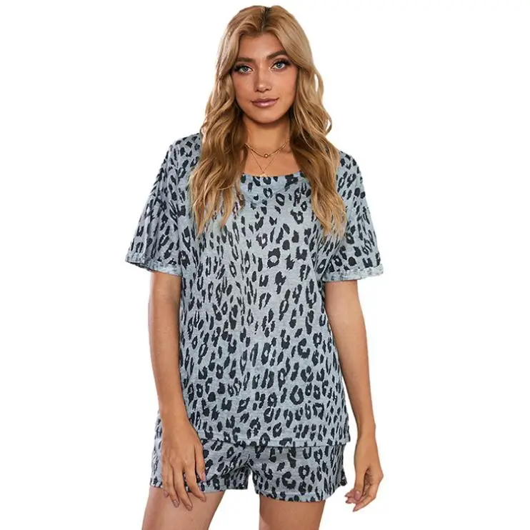Factory supplier Women Sleepwear High Quality Women Yarn-dyed Leopard Sleeping Leisure Wear Sleepwear
Factory supplier Women Sleepwear High Quality Women Yarn-dyed Leopard Sleeping Leisure Wear Sleepwear