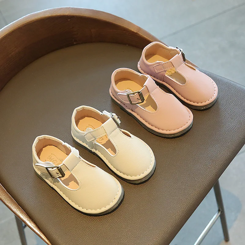 PU Leather New Pretty Cute Kids Flat Princess Shoes Girls Children Leather Dress Shoes
PU Leather New Pretty Cute Kids Flat Princess Shoes Girls Children Leather Dress Shoes