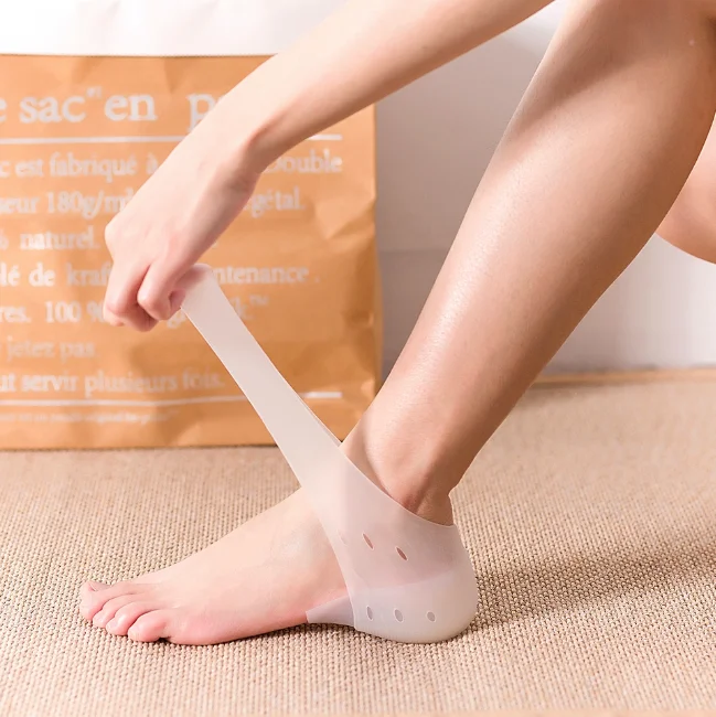 A Pair Unisex Silicone Increase Insoles Invisible Non-slip Men Soft Heightening Half Pad Insert Height Arch Reusable Support Pad
A Pair Unisex Silicone Increase Insoles Invisible Non-slip Men Soft Heightening Half Pad Insert Height Arch Reusable Support Pad