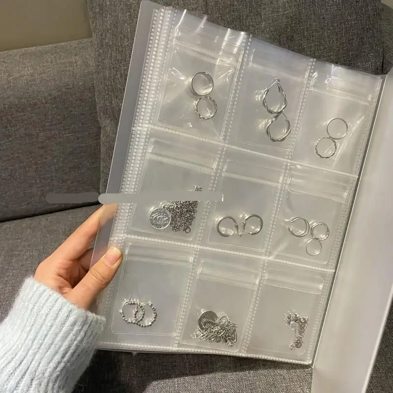 Ins Style Clear Plastic Transparent Jewelry Storage Book Anti Oxidation Jewelry Organizer Bag Multifunction
Ins Style Clear Plastic Transparent Jewelry Storage Book Anti Oxidation Jewelry Organizer Bag Multifunction