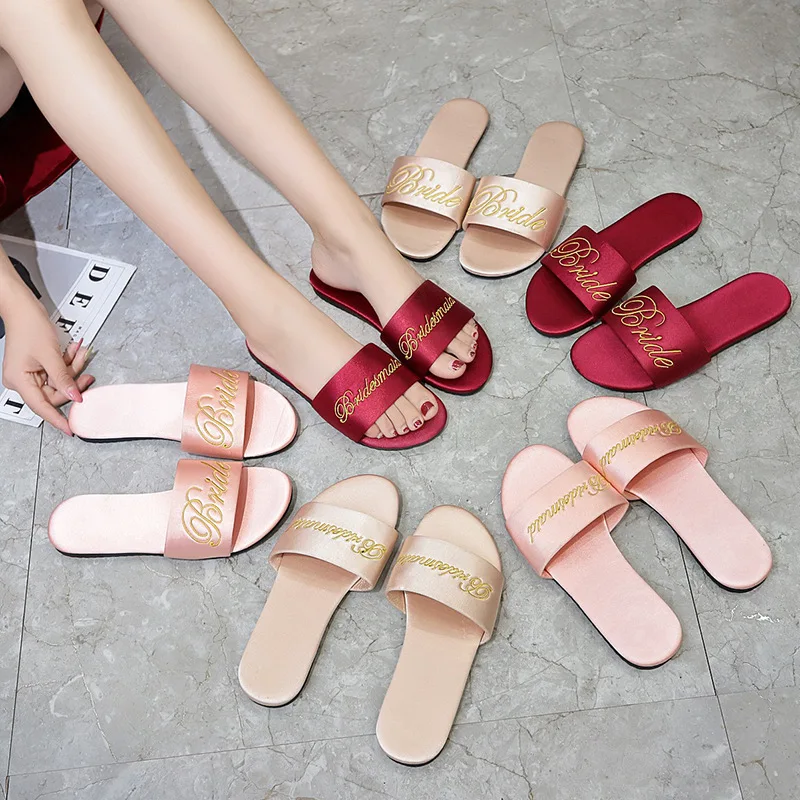 2020 Wedding dresses wedding party bridal and bridesmaid slippers 
2020 Wedding dresses wedding party bridal and bridesmaid slippers