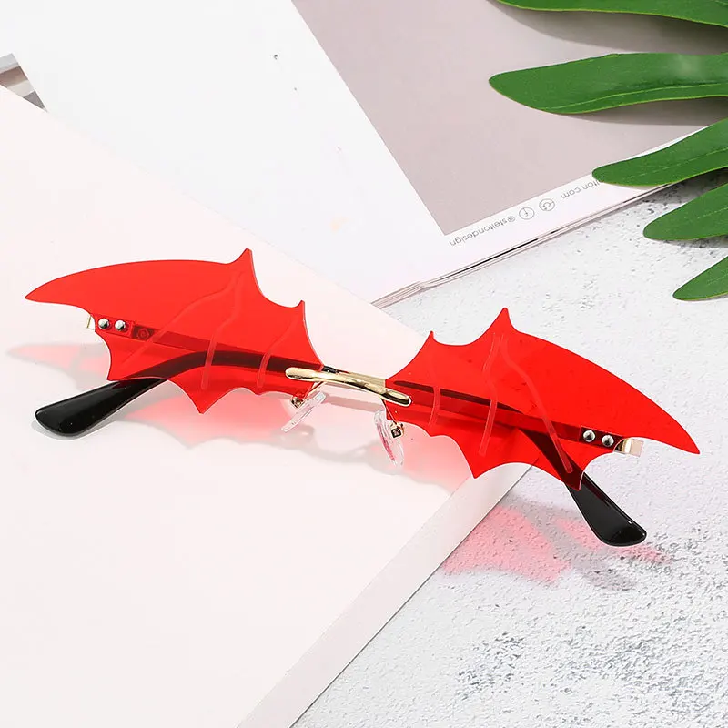 DCOPTICAL 2021 Rimless Shaped Shade Bat Shaped Luxury Sunglasses Women Fashion Dark Style Sunglasses
DCOPTICAL 2021 Rimless Shaped Shade Bat Shaped Luxury Sunglasses Women Fashion Dark Style Sunglasses