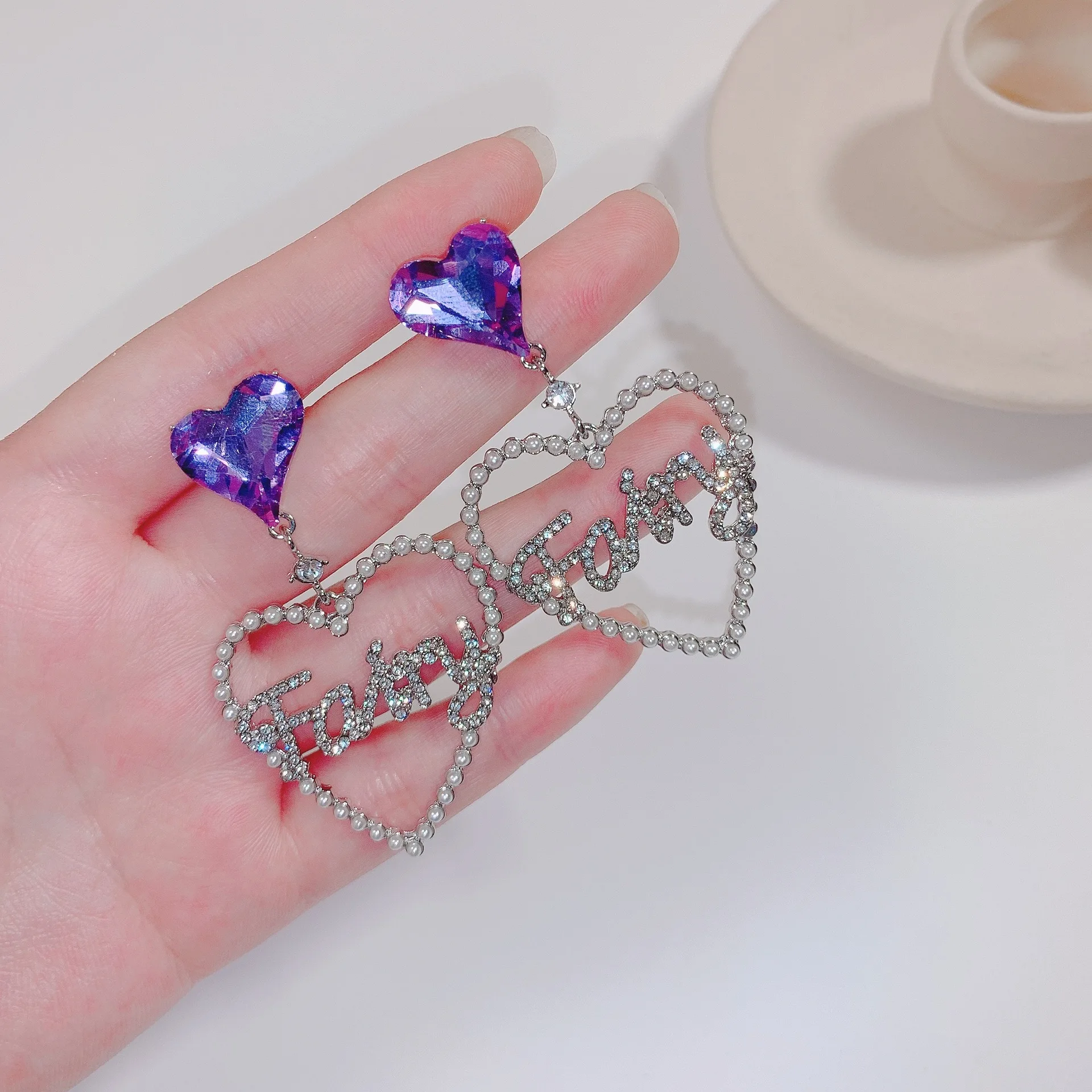 New rhinestone purple crystal stone drop earring fairy sweet girl pearl earrings women fashion jewelry zircon design
New rhinestone purple crystal stone drop earring fairy sweet girl pearl earrings women fashion jewelry zircon design