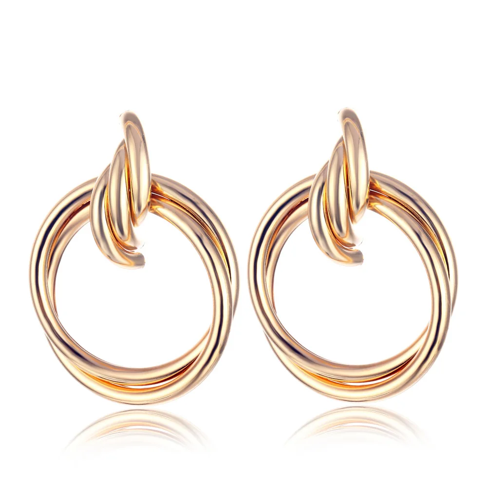 JUHU New gold special irregular alloy ear buckle simple and small earrings classic metal alloy jewelry for women
JUHU New gold special irregular alloy ear buckle simple and small earrings classic metal alloy jewelry for women