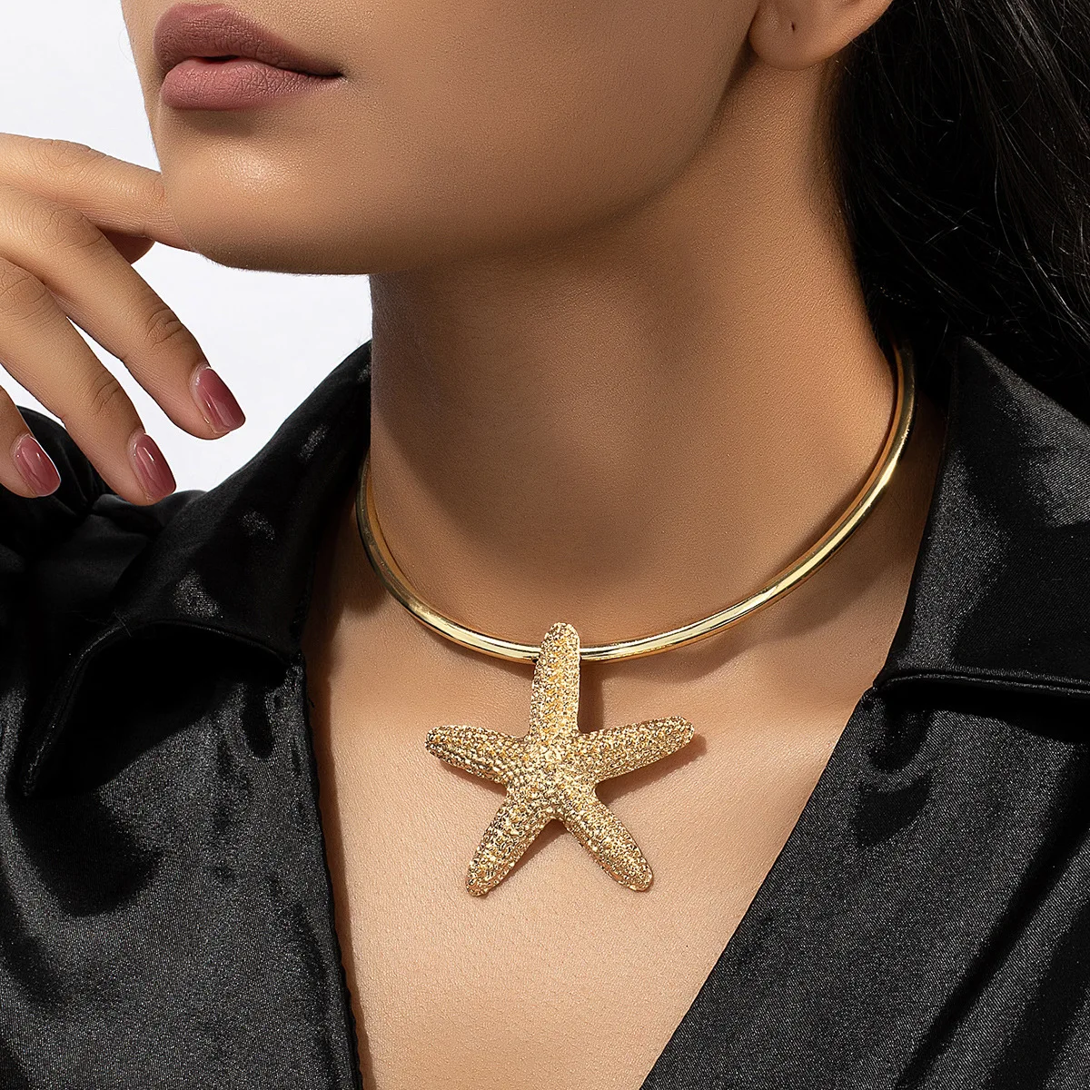 Simple Boho Metal Big Starfish Star Pendant Choker Necklace earring set Women gold color Jewelry Accessories
Simple Boho Metal Big Starfish Star Pendant Choker Necklace earring set Women gold color Jewelry Accessories