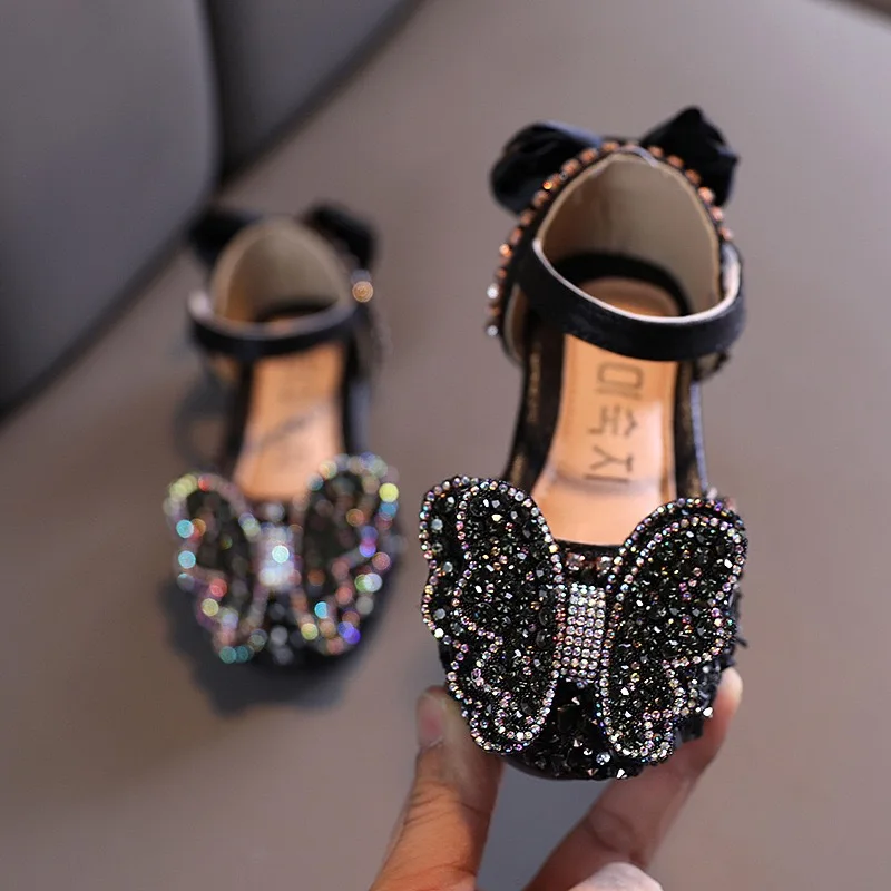 2021 kids shoes spring and summer new children's princess dress shoes soft sole bow and butterfly girls sandals shoes
2021 kids shoes spring and summer new children's princess dress shoes soft sole bow and butterfly girls sandals shoes