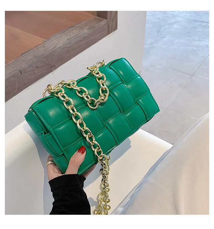 New Designed Women Thick Gold Chain Woven Handbag Ladies Fashion PU Leather Woven Flap Bags For Women
New Designed Women Thick Gold Chain Woven Handbag Ladies Fashion PU Leather Woven Flap Bags For Women