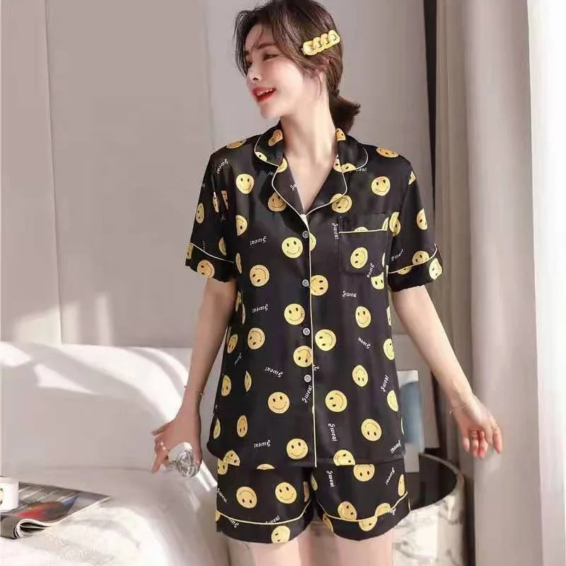 2021 New Arrivals ice silk Floral pajamas short satin sleepwear silk pajamas set best-selling nightwear for girls, Customized color
2021 New Arrivals ice silk Floral pajamas short satin sleepwear silk pajamas set best-selling nightwear for girls, Customized color