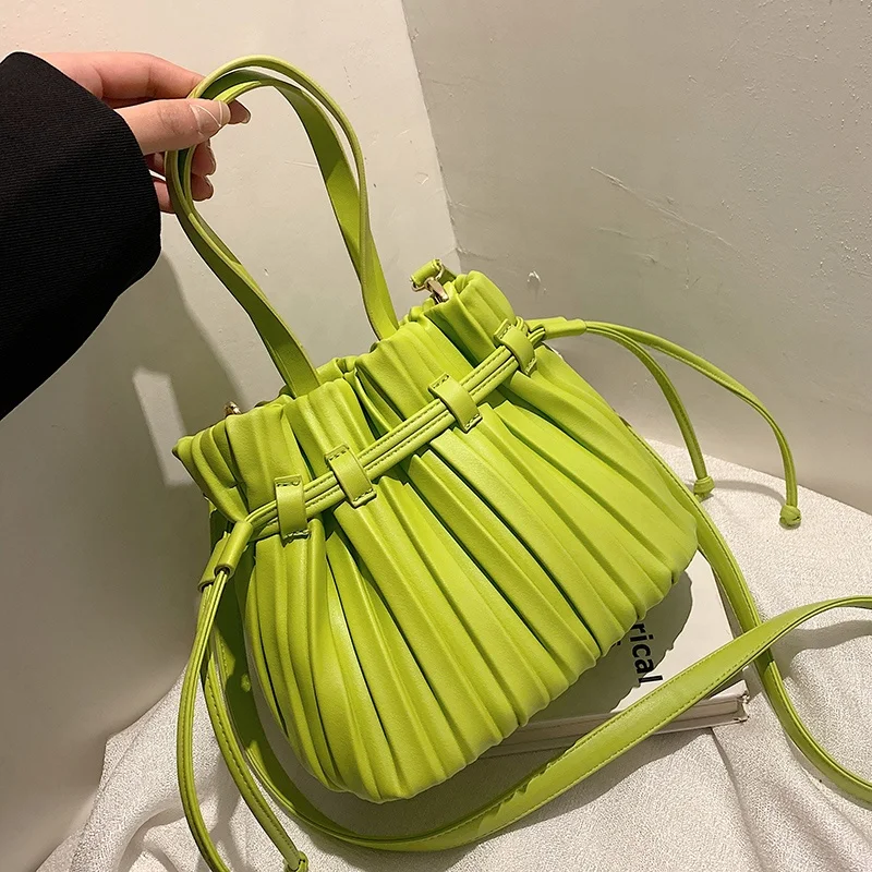 Wholesale 2022 Summer Fashion Ruched PU Small Jelly Purses Drop shipping Top Handle Handbag Women Messenger Hand Bags
Wholesale 2022 Summer Fashion Ruched PU Small Jelly Purses Drop shipping Top Handle Handbag Women Messenger Hand Bags