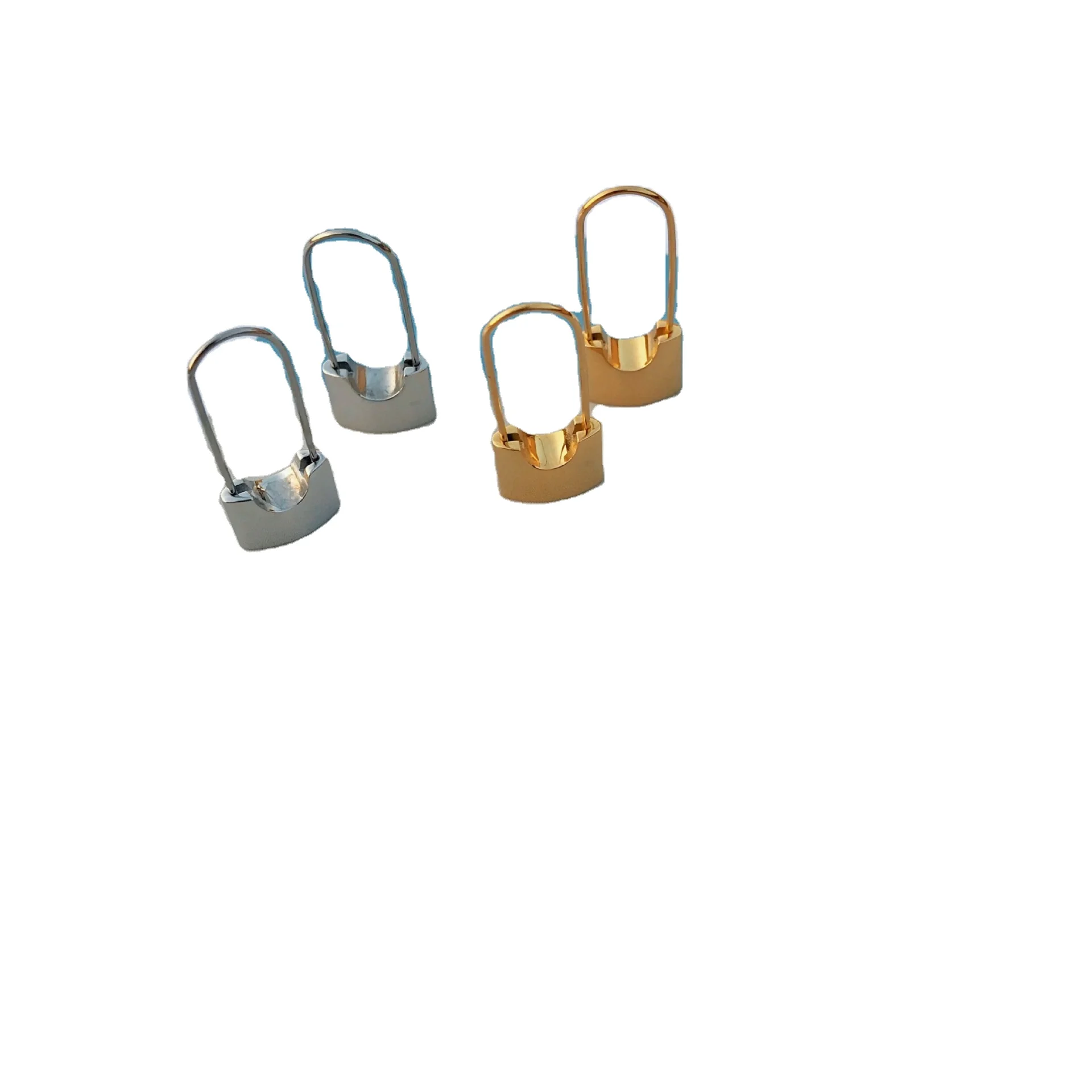 Fashion Lock Exaggerated Paperclip Gold Hoop Earrings Paper Clip Gold Small Mini Safety Pin Earrings For Women
Fashion Lock Exaggerated Paperclip Gold Hoop Earrings Paper Clip Gold Small Mini Safety Pin Earrings For Women
