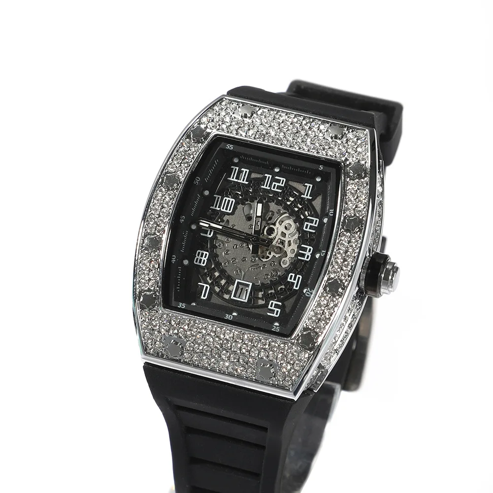 2021 New Military Sports Watch Diamond Men watch calendar top brand men luxury gold watch rubber strap
2021 New Military Sports Watch Diamond Men watch calendar top brand men luxury gold watch rubber strap