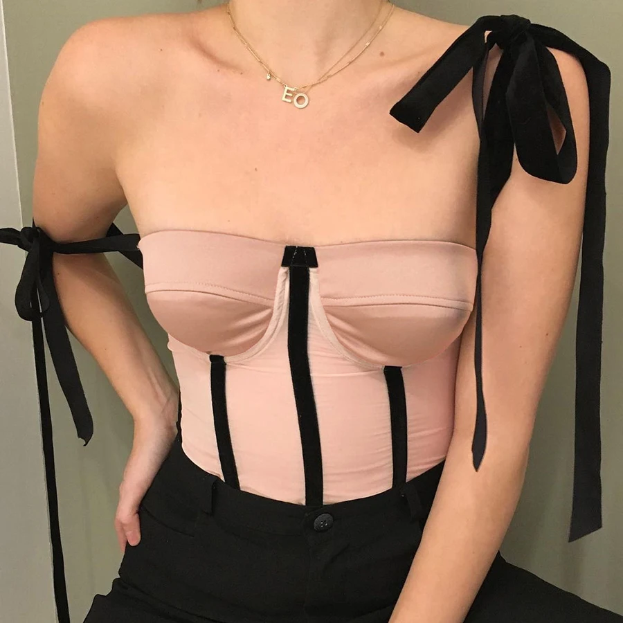 K20B10737 sweet streetwear female patchwork satin slim waistcoat 2021 short camisole women clothing
K20B10737 sweet streetwear female patchwork satin slim waistcoat 2021 short camisole women clothing