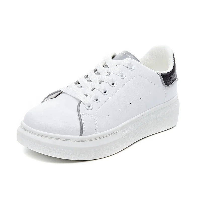 high quality new fashion sneakers for women comfortable casual skateboard shoes
high quality new fashion sneakers for women comfortable casual skateboard shoes