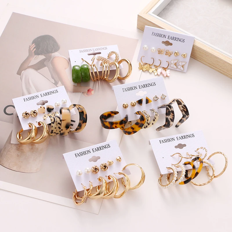 Luxury korean pave huggie earring AcrylicJewelry Crystal Pearl Earrings Hoop Jewelry Sets orecchini argento 925Earrings Set, Gold or custom
Luxury korean pave huggie earring AcrylicJewelry Crystal Pearl Earrings Hoop Jewelry Sets orecchini argento 925Earrings Set, Gold or custom