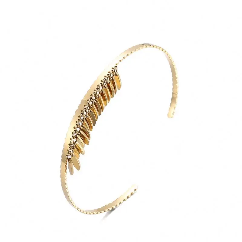 Gold Plated Manufacturer Wholesale Stainless Steel Bangle Bracelet With Tiny Hanging Pendants, Customized color
Gold Plated Manufacturer Wholesale Stainless Steel Bangle Bracelet With Tiny Hanging Pendants, Customized color