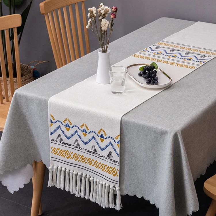 Wholesale Boho Design Farmhouse Family Home Decor Luxury Dining Table Runner with tassels, 1 color as pic
Wholesale Boho Design Farmhouse Family Home Decor Luxury Dining Table Runner with tassels, 1 color as pic