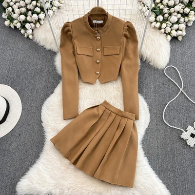 Fashion Celebrity Style Two Piece Set Autumn New Long Sleeve Suit Coat High Waist Pleated Half Body Short Skirt Set
Fashion Celebrity Style Two Piece Set Autumn New Long Sleeve Suit Coat High Waist Pleated Half Body Short Skirt Set
