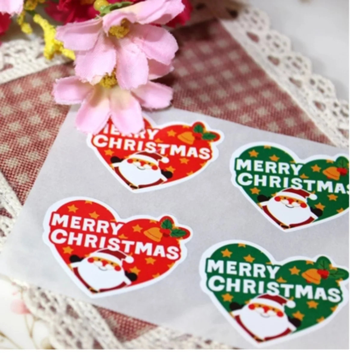 Baking perfume bottle flat pocket decorative Christmas love Santa Claus blue and green packaging decorative label stickers
Baking perfume bottle flat pocket decorative Christmas love Santa Claus blue and green packaging decorative label stickers