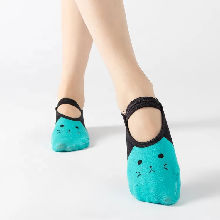 Perfect wholesale cheap pure cotton anti slip pilates grip socks, Custom color
Perfect wholesale cheap pure cotton anti slip pilates grip socks, Custom color