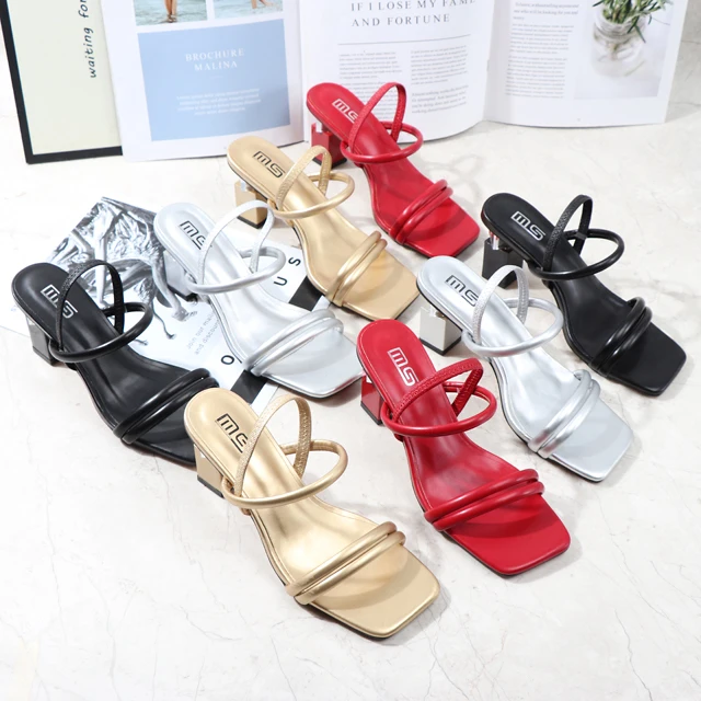2021 Summer new line with thick heel sandals European style solid color open-toe large size women's shoes, Black/red/silver/gold
2021 Summer new line with thick heel sandals European style solid color open-toe large size women's shoes, Black/red/silver/gold