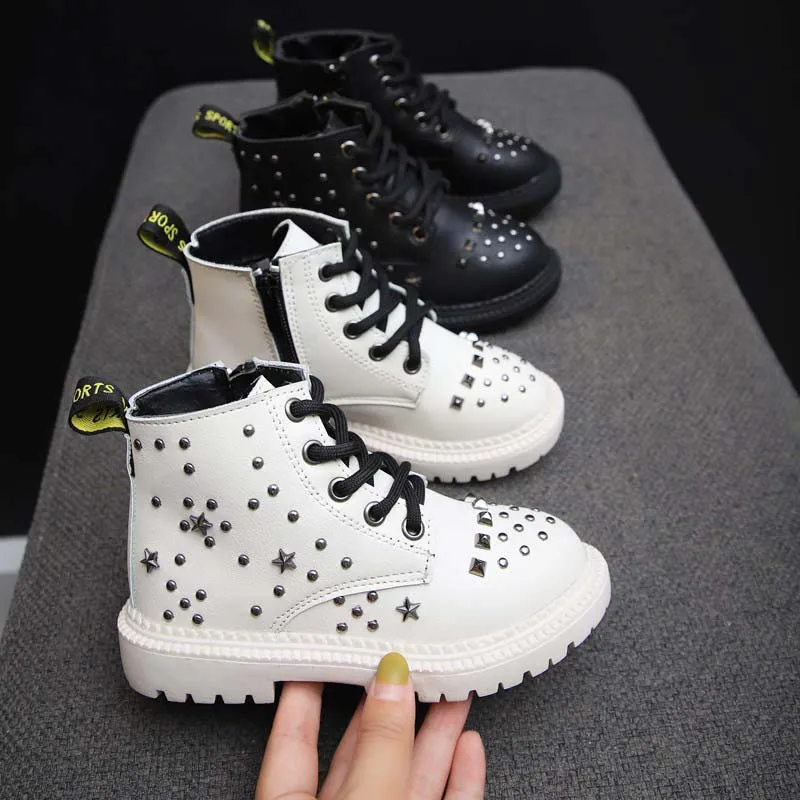 Fashion Design Solid Color Tether Rivet Side Zip Non-slip Boys Girls Children Autumn Winter Shoes For Wholesale Kids Shoes, Display
Fashion Design Solid Color Tether Rivet Side Zip Non-slip Boys Girls Children Autumn Winter Shoes For Wholesale Kids Shoes, Display