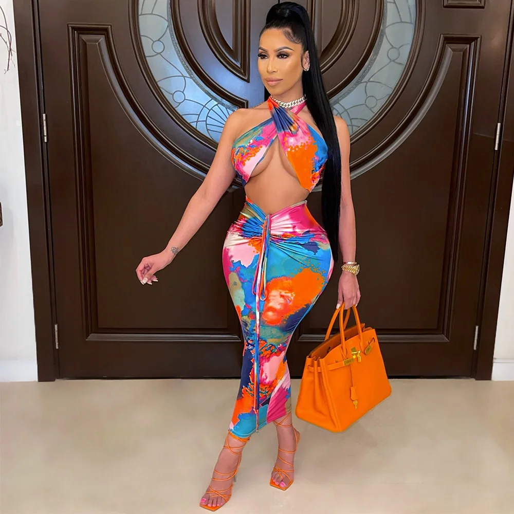 X01202L 2021 New style hot sale Printed full-length dress with bare knapsack breast and pleats covering hips, 4 colors
X01202L 2021 New style hot sale Printed full-length dress with bare knapsack breast and pleats covering hips, 4 colors
