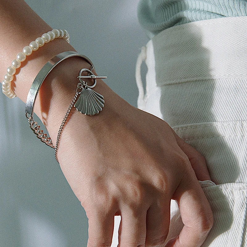 3Pcs Fashion Charms Pearl Bracelets Set for Women Summer Metal Shell Bracelet Bangle Set (SK604), As picture
3Pcs Fashion Charms Pearl Bracelets Set for Women Summer Metal Shell Bracelet Bangle Set (SK604), As picture