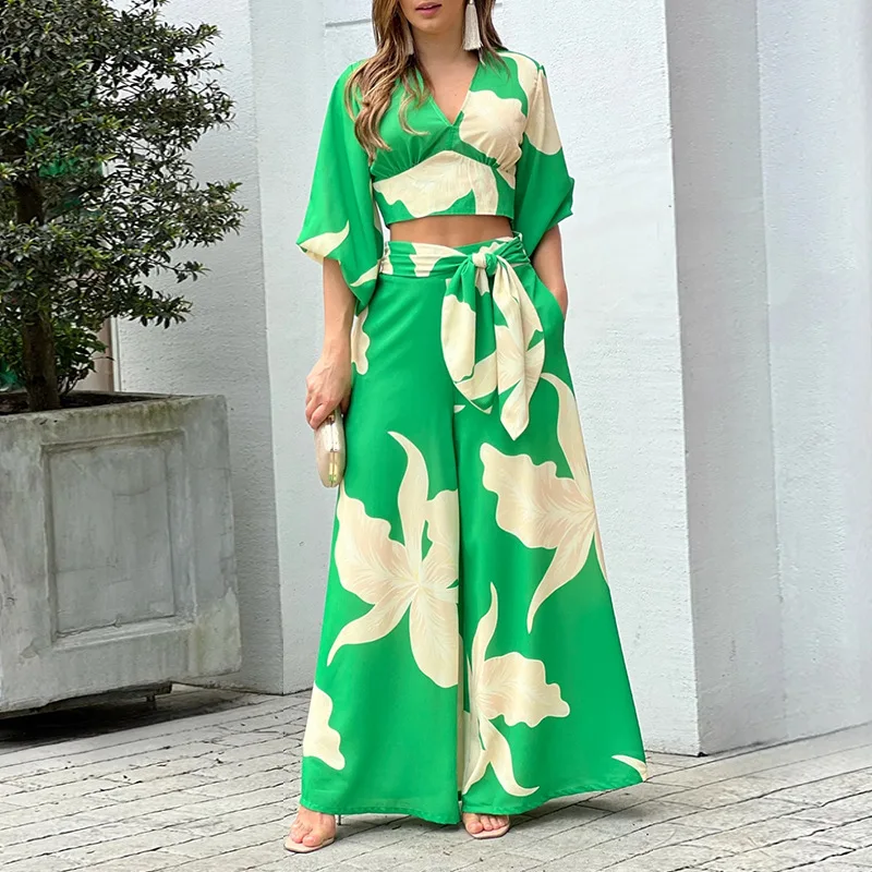 S-XL Summer New Sweet Print V-neck Lantern Sleeve Short Shirt Two-piece high waist wide leg pants
S-XL Summer New Sweet Print V-neck Lantern Sleeve Short Shirt Two-piece high waist wide leg pants