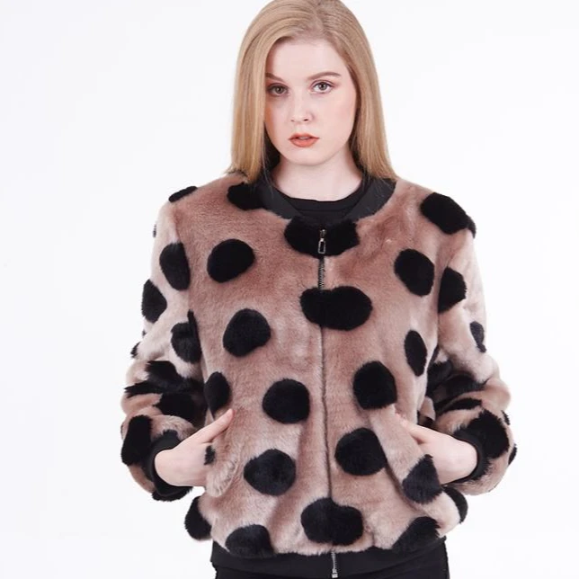 Fashion autumn/winter ladies faux fur women polka dot Style Plush zipper Jacket
Fashion autumn/winter ladies faux fur women polka dot Style Plush zipper Jacket
