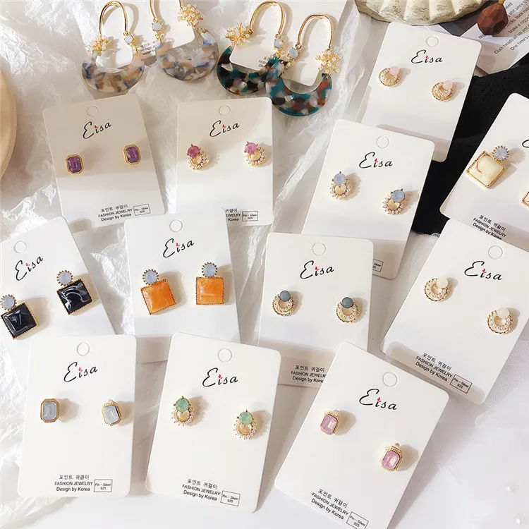 CLARMER Ins new gold white opal marble earrings for women wholesale variety of small opal stud earrings
CLARMER Ins new gold white opal marble earrings for women wholesale variety of small opal stud earrings