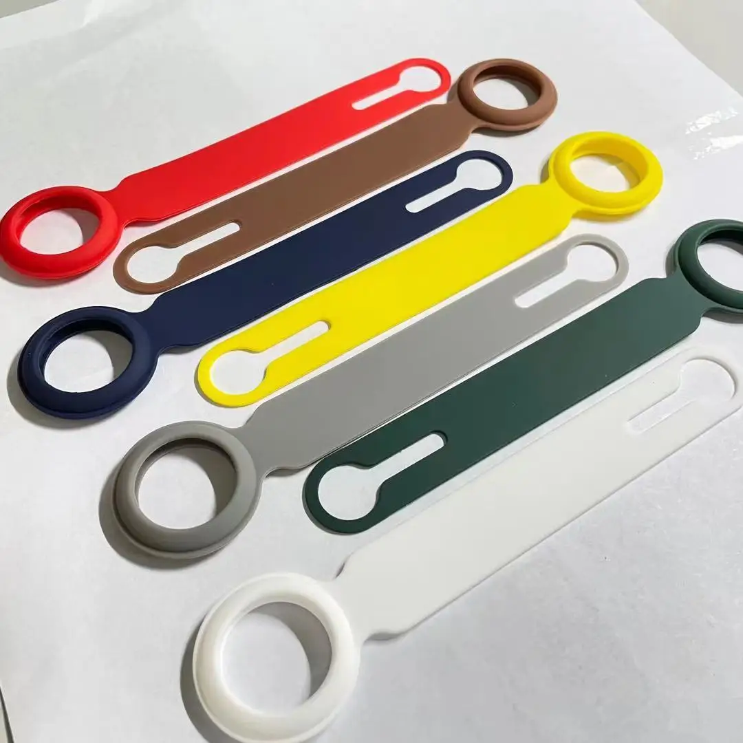 2021 New arrival wholesale Silicone protective cover key ring anti lost dog collar airtags case for Apple airtags, Black white red green blue
2021 New arrival wholesale Silicone protective cover key ring anti lost dog collar airtags case for Apple airtags, Black white red green blue