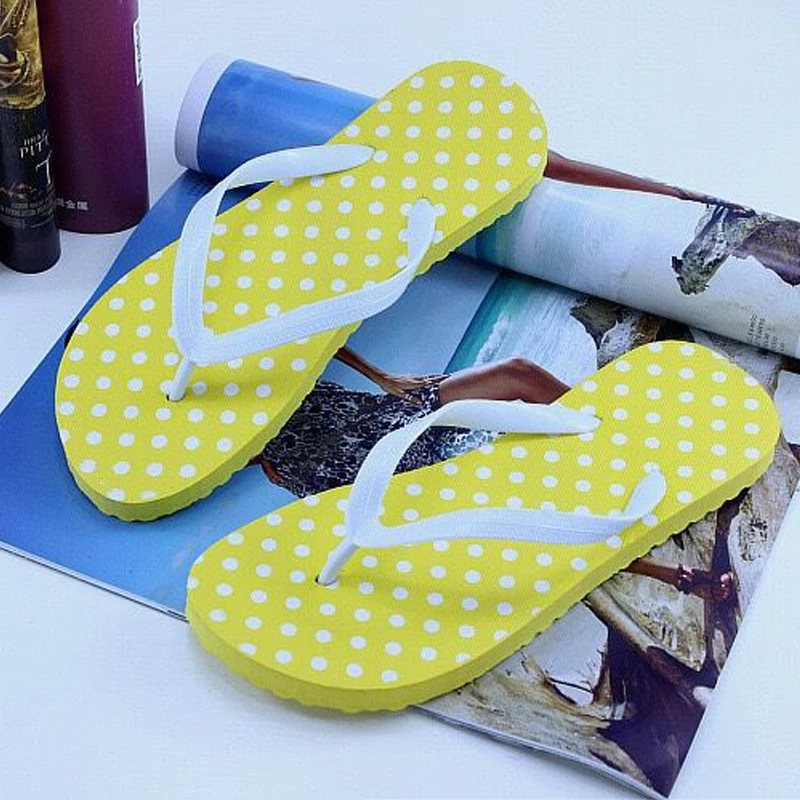 Women's Summer Fashion Polka Dot Striped Solid Color Flip-flops Non Slip Neutral Women Flip Flops Beach
Women's Summer Fashion Polka Dot Striped Solid Color Flip-flops Non Slip Neutral Women Flip Flops Beach