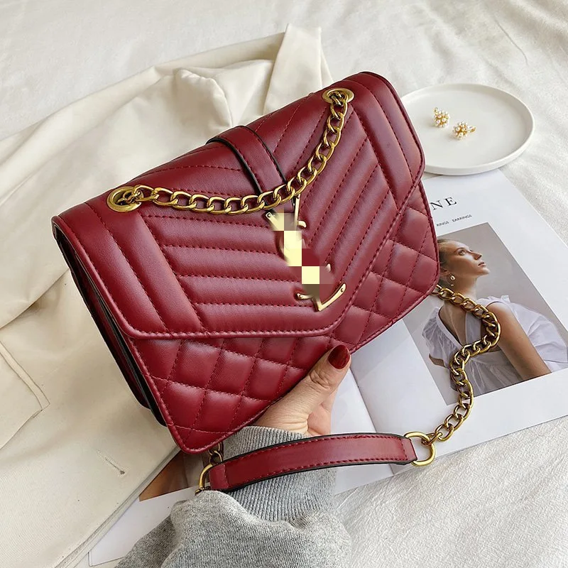 Retro Female Bag Spring Summer New Style PU Fashion Letter Small Square Bag Shoulder Messenger
Retro Female Bag Spring Summer New Style PU Fashion Letter Small Square Bag Shoulder Messenger