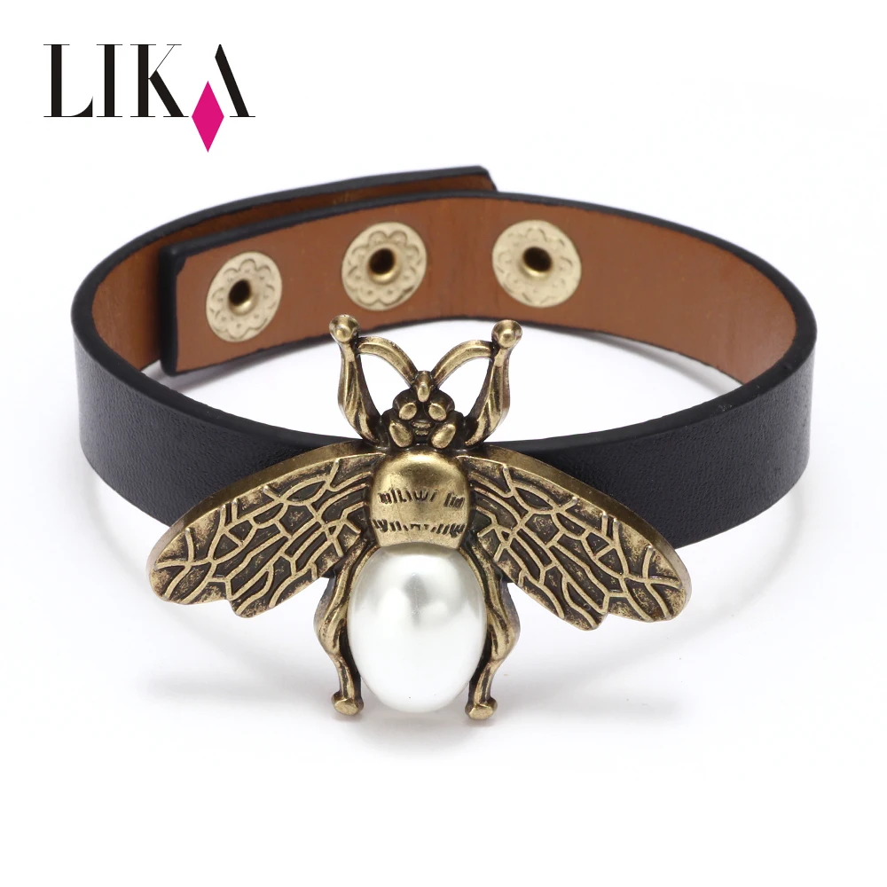 LIKA hot sell creative personality new alloy PU leather bracelet pearl bee bracelet
LIKA hot sell creative personality new alloy PU leather bracelet pearl bee bracelet