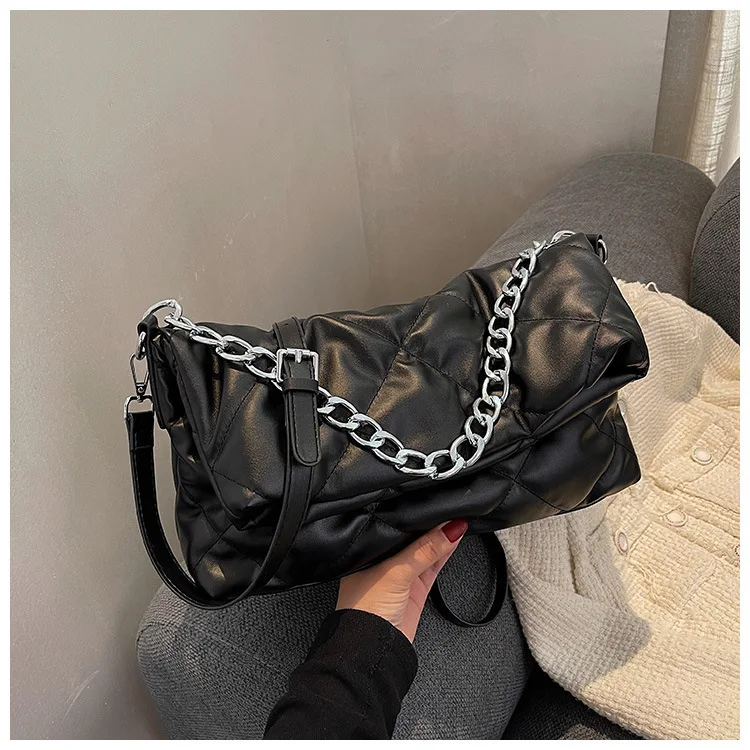 Fashion Winter Simple Leisure Brown Warm Waterproof Handbags Puffer Chain Strap Crossbody Woman Casual Sport Duffel Bag
Fashion Winter Simple Leisure Brown Warm Waterproof Handbags Puffer Chain Strap Crossbody Woman Casual Sport Duffel Bag