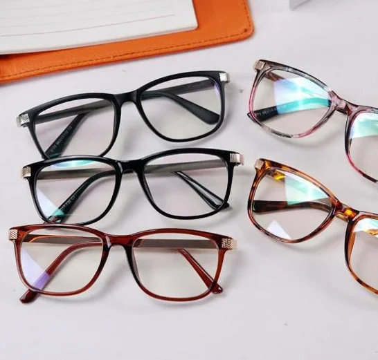2020 Alloy Vintage Glasses Women Eyeglasses Frame Reading Glasses Optical Glasses Frame Computer Oculos Gafas
2020 Alloy Vintage Glasses Women Eyeglasses Frame Reading Glasses Optical Glasses Frame Computer Oculos Gafas