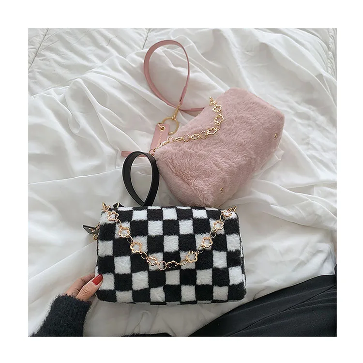 Fluffy Fur Box Boston Handle Bags for Women Designer Chains Fall Winter Plush Shoulder Messenger Bags Luxury Women Hand Bags
Fluffy Fur Box Boston Handle Bags for Women Designer Chains Fall Winter Plush Shoulder Messenger Bags Luxury Women Hand Bags