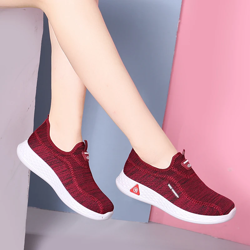 China factory cheapest women casual sneakers hot sell breathable slip on casual shoes for ladies women'scasual shoes
China factory cheapest women casual sneakers hot sell breathable slip on casual shoes for ladies women'scasual shoes