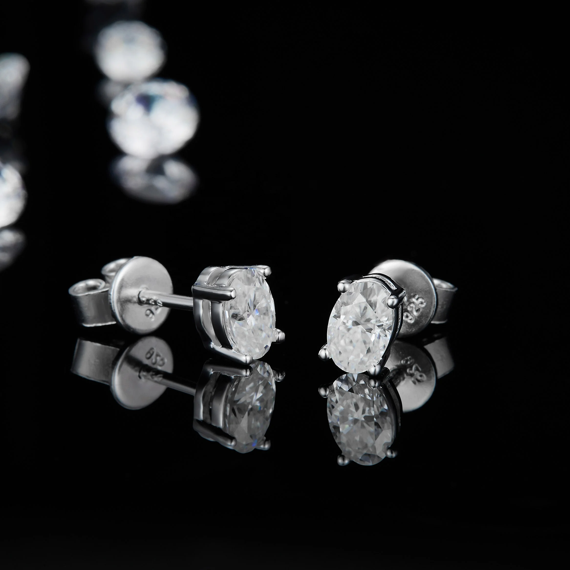 Abiding Jewelry Wholesale Custom Solid 925 Silver And Gold Small Moissanite Diamond Stud Earrings
Abiding Jewelry Wholesale Custom Solid 925 Silver And Gold Small Moissanite Diamond Stud Earrings