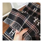 China Shawl China Factory Seller Winter Fashion Shawl Scarf Accessories Ladies Unique Design Cotton Printed