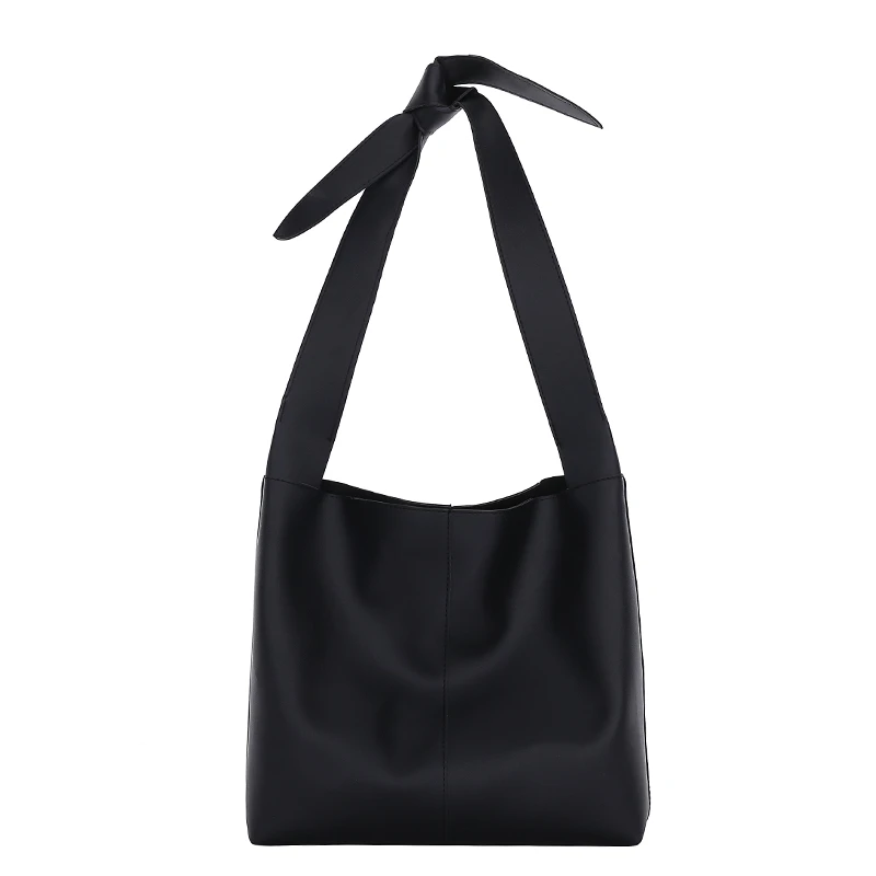 2021 fashion leather cheap European and American designer big bag messenger bag casual woman handbag wholesale
2021 fashion leather cheap European and American designer big bag messenger bag casual woman handbag wholesale