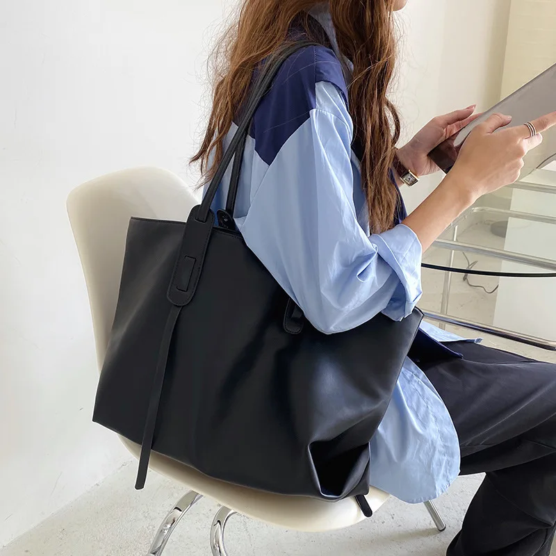 Hot sale women large capacity shoulder bag fashion leather handbag pu waterproof women hand bags, Pink/ black/ khaki
Hot sale women large capacity shoulder bag fashion leather handbag pu waterproof women hand bags, Pink/ black/ khaki
