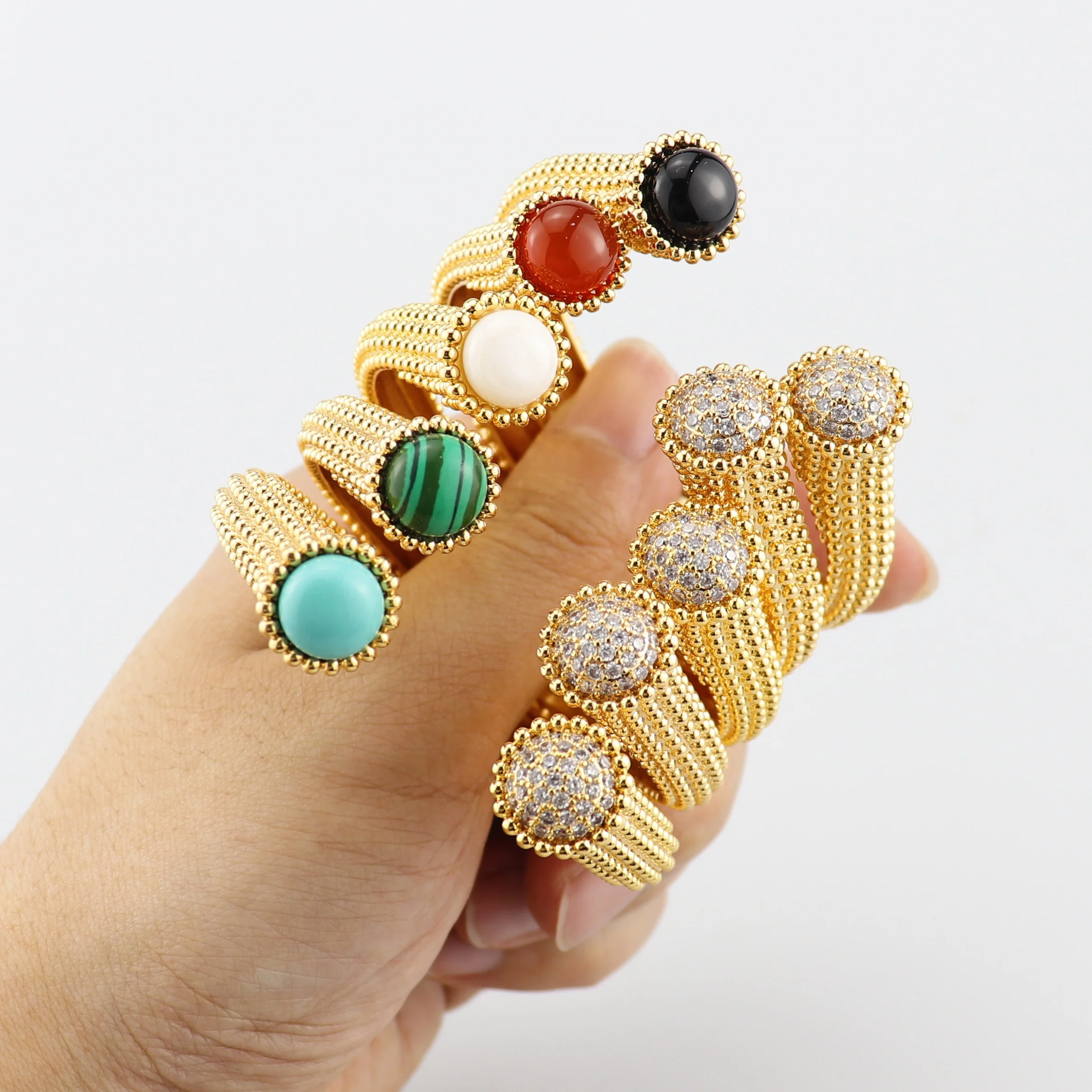 latest hot sale products for jewellery bracelet set 18k Gold Plated zircon gem women's bracelet
latest hot sale products for jewellery bracelet set 18k Gold Plated zircon gem women's bracelet